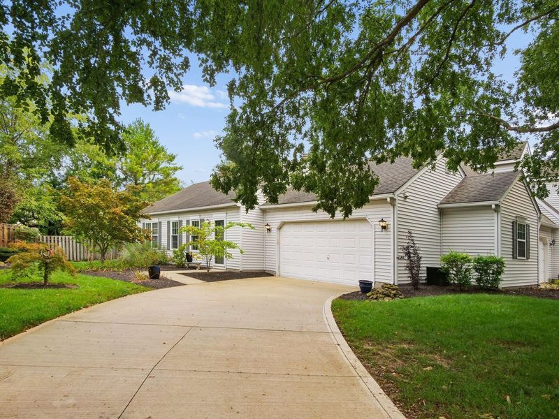 6254 Mcnaughten Place Lane , Unit 47, Columbus, OH 43213 Photo 2