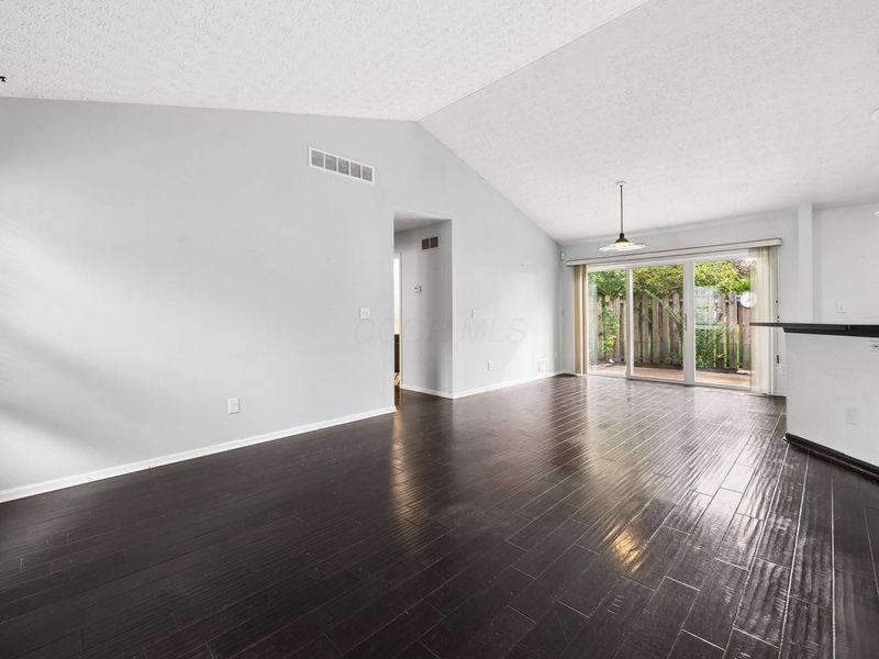 6254 Mcnaughten Place Lane , Unit 47, Columbus, OH 43213 Photo 9