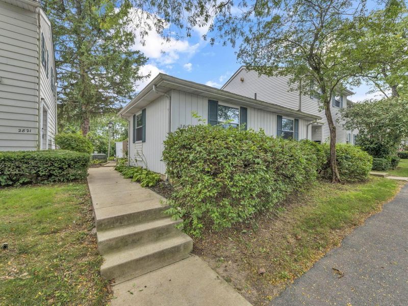 2815 Avati Drive , Columbus, OH 43207 Photo 1
