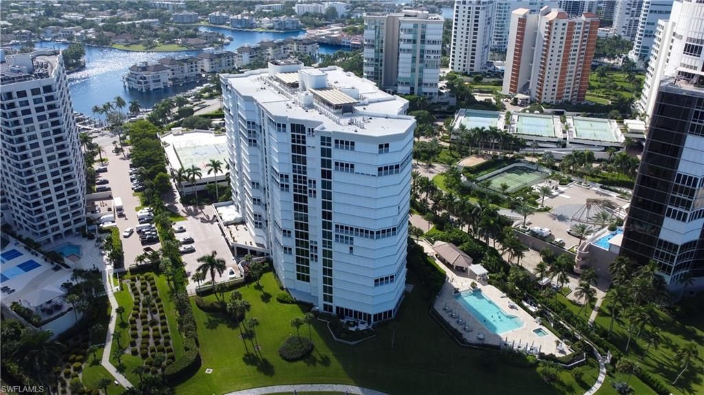 4401 Gulf Shore Blvd N, Unit 807, Naples, FL 34103 Photo