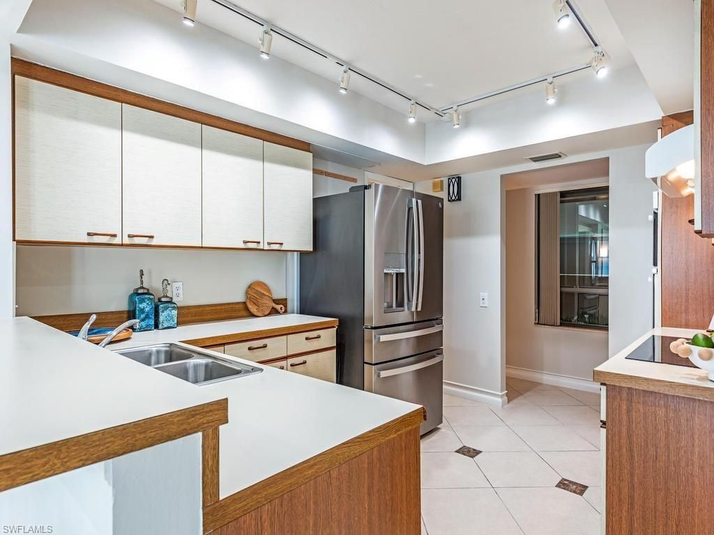 4401 Gulf Shore Blvd N, Unit 604, Naples, FL 34103 Photo