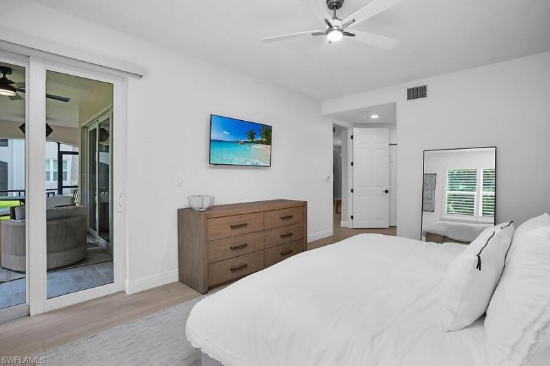 1252 Rialto Way , Unit 102, Naples, FL 34114 Photo