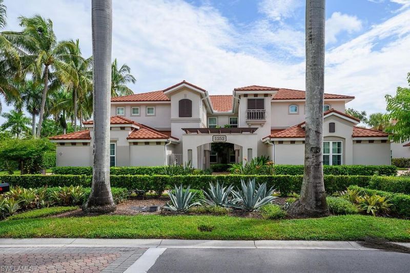 1252 Rialto Way , Unit 102, Naples, FL 34114 Photo
