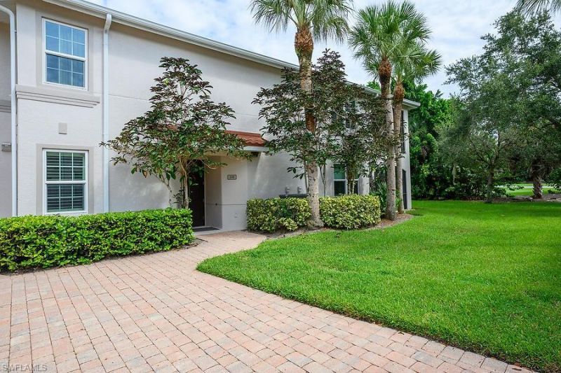 1252 Rialto Way , Unit 102, Naples, FL 34114 Photo