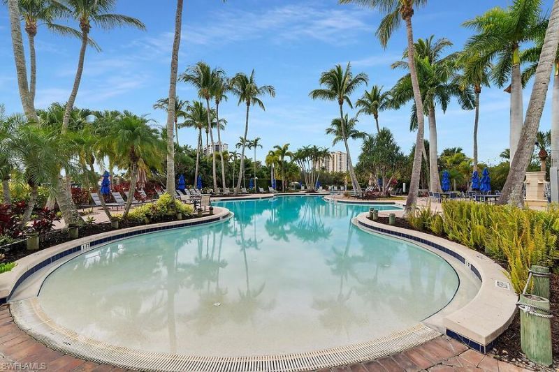 1252 Rialto Way , Unit 102, Naples, FL 34114 Photo