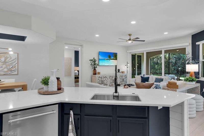 1252 Rialto Way , Unit 102, Naples, FL 34114 Photo