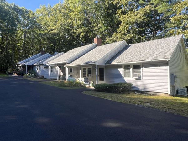 81 Woodland Hills, Unit 81, South Berwick, ME 03908