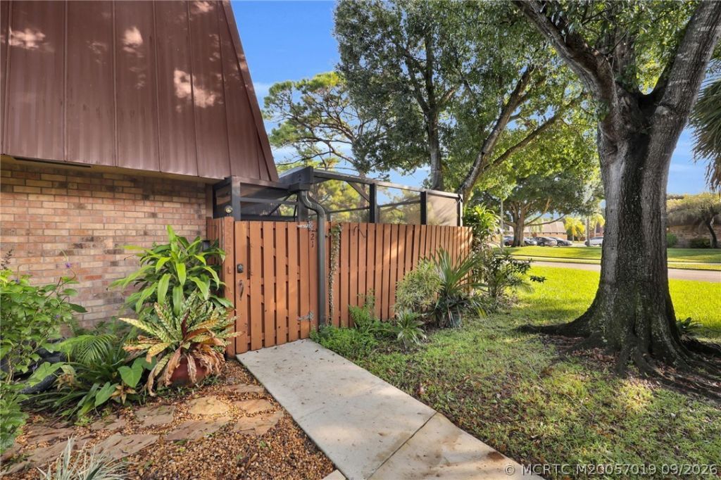 6508 SE Windsong Lane, Stuart, FL 34997 Photo