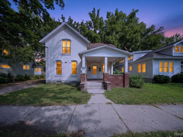 932 N Congress Apt3 Street , Ypsilanti, Mi 48197