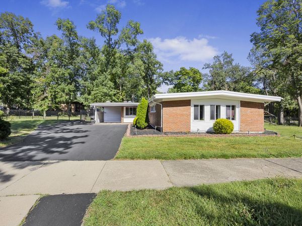 52 Blackhawk Drive , Park Forest, IL 60466
