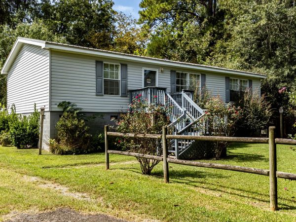 1035 W Bay Street , Belhaven, NC 27810