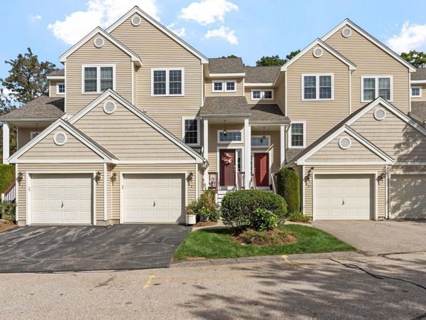 3 Robert Cir, Unit 3, Grafton, MA 01536
