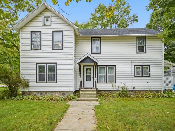 206 W Main Street, Burr Oak, MI 49030