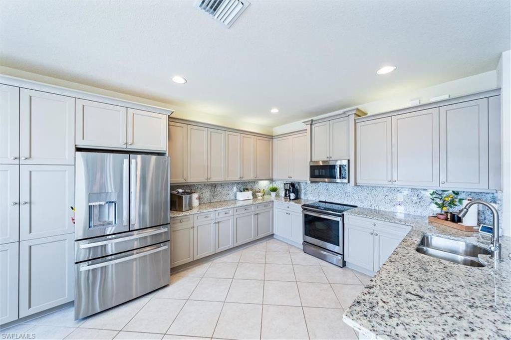 11546 Meadowrun Cir , Fort Myers, FL 33913 Photo