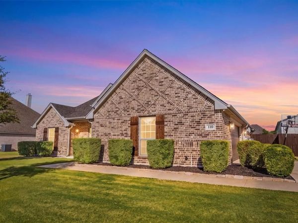 110 Oak View Drive, Godley, TX 76044