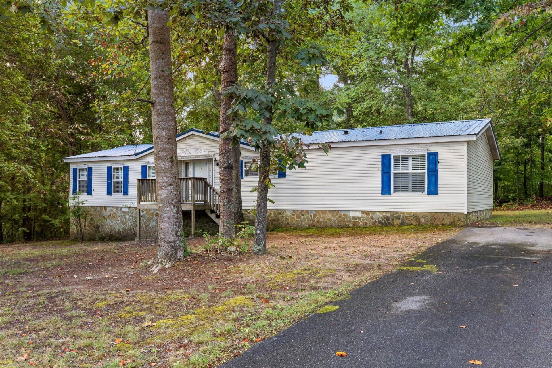 860 Ponderosa Drive, Soddy Daisy, TN 37379 Main Photo