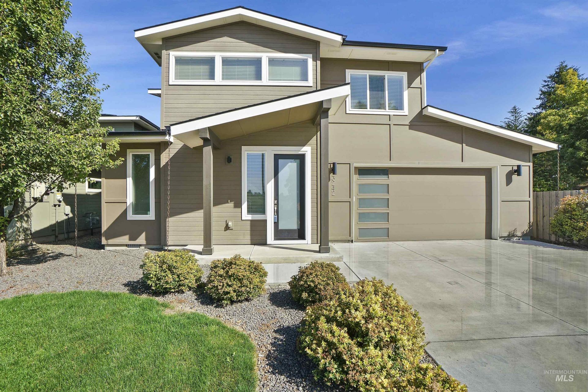 3242 S Annett Avenue, Boise, ID 83705 Main Photo