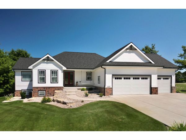 6624 Covered Bridge Trail, Sun Prairie, WI 53590