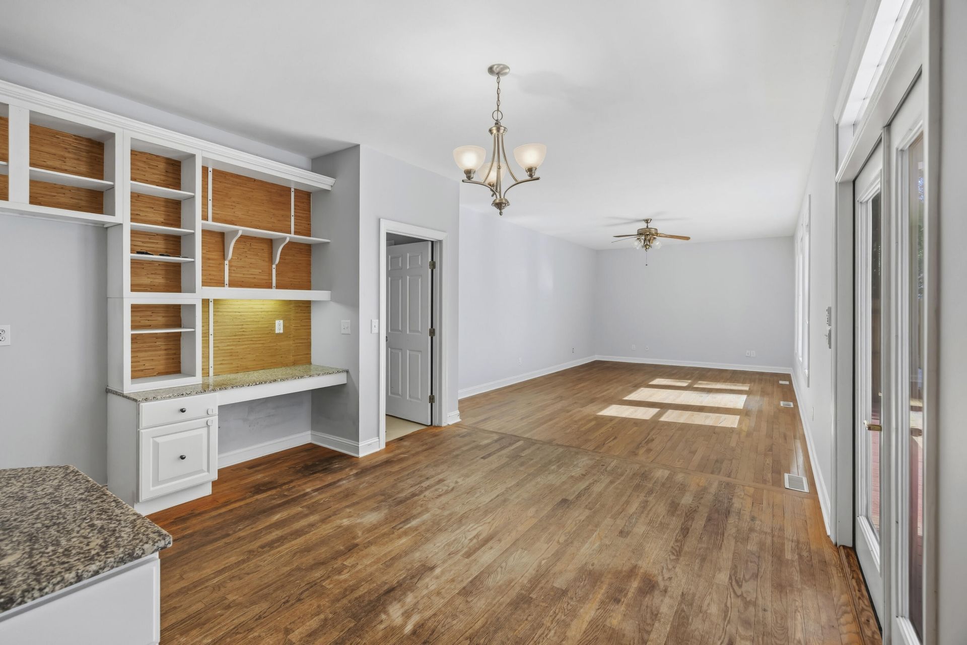 541 Woodspring Road Photo 17