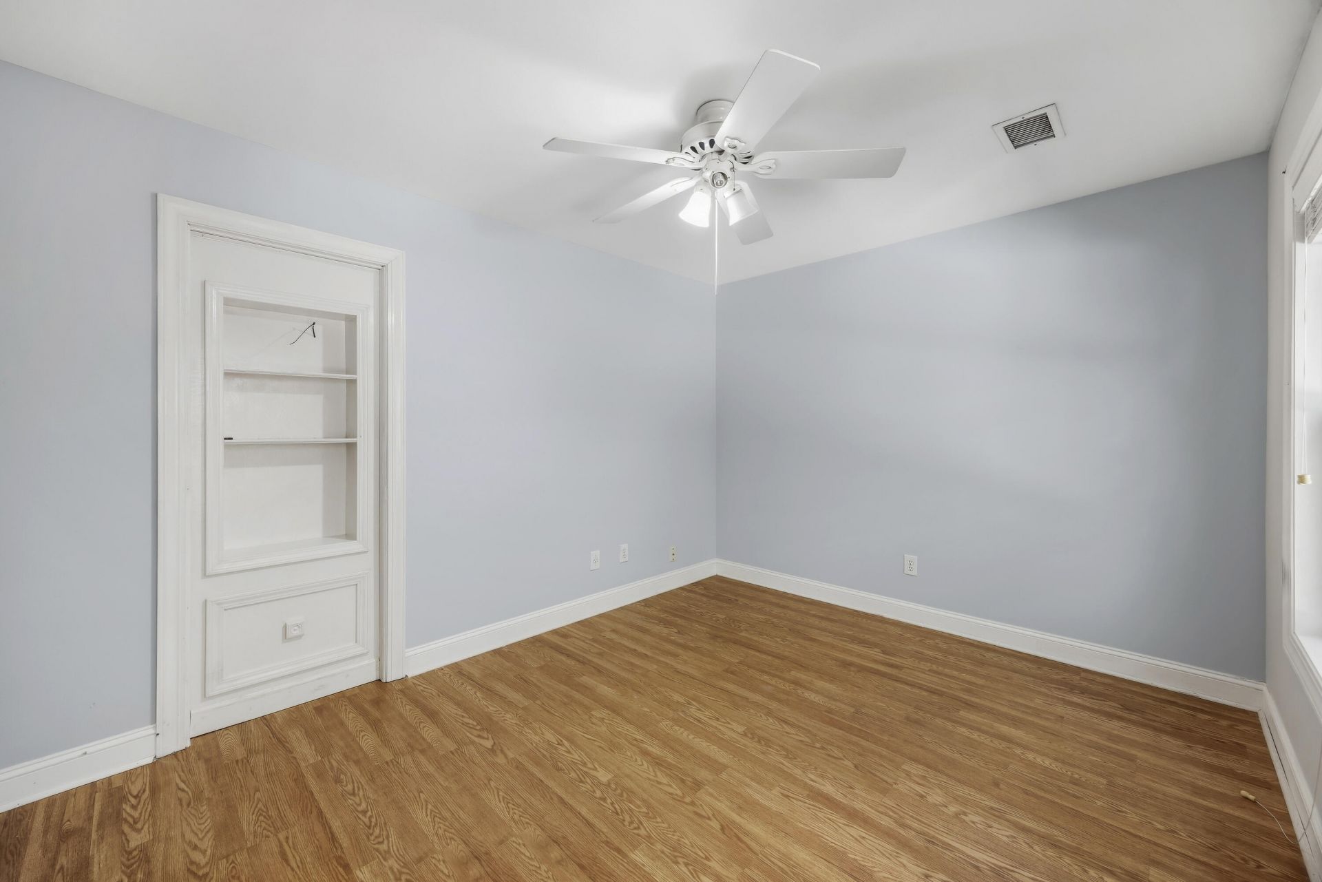 541 Woodspring Road Photo 31