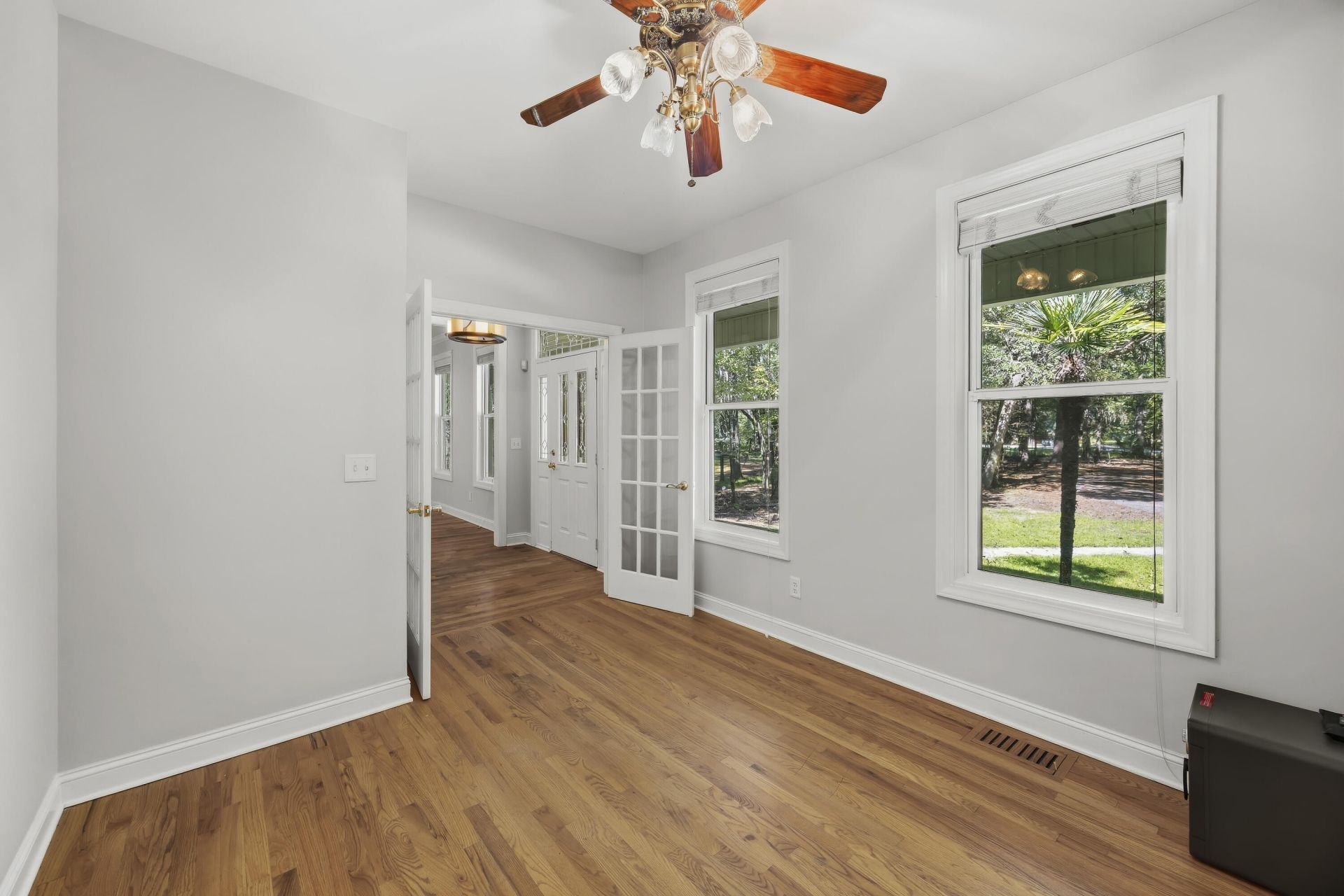 541 Woodspring Road Photo 6