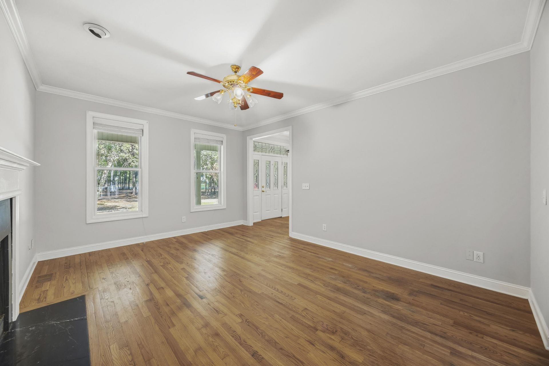 541 Woodspring Road Photo 9