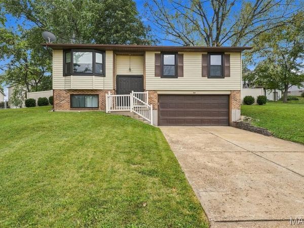 717 Cypress Drive, Pacific, MO 63069