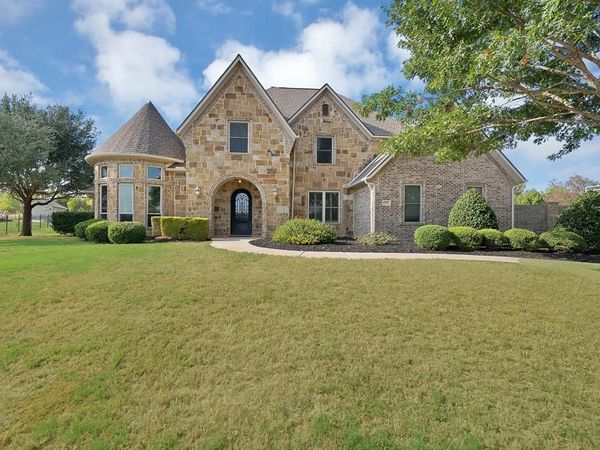 120 Kyle Court, Double Oak, TX 75077