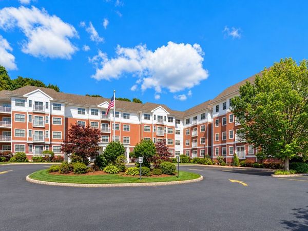 250 Main Street, Unit 402, Hudson, MA 01749