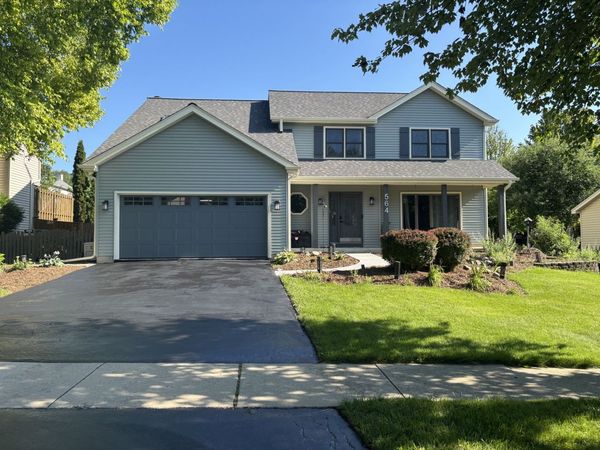 564 Cleavland Drive , Bolingbrook, IL 60440