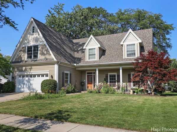 667 W Elk Grove Boulevard, Elk Grove Village, IL 60007