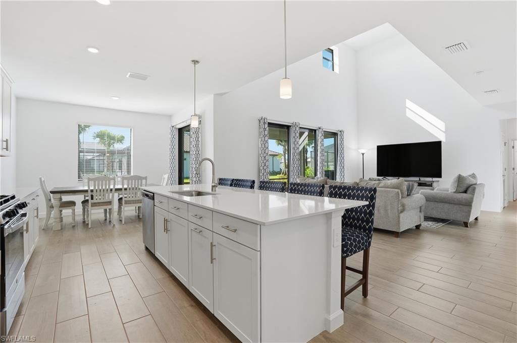 18707 Ivywood Pl, Estero, FL 33928 Photo