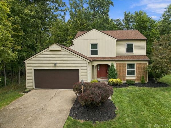 1402 Whitaker Lane, Amelia, OH 45102
