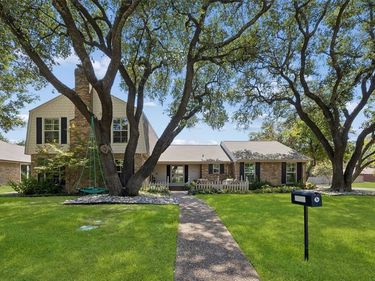 7802 Scotia Drive, Dallas, TX 75248