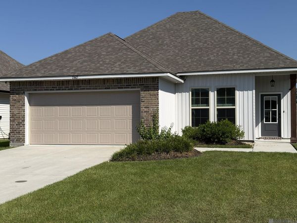 13605 Raghorn Ave, Denham Springs, LA 70726