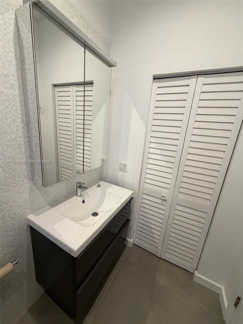 55 Ocean Lane Dr , Unit 4024, Key Biscayne, FL 33149 Photo
