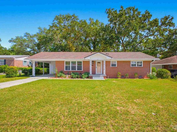 812 Ash Dr, Pensacola, FL 32503