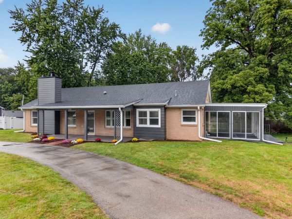 708 E Glover Street , Ottawa, IL 61350