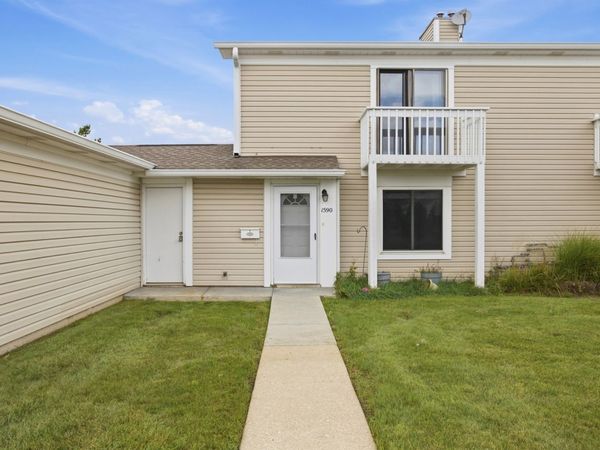 1590 Cornell Circle , Unit 1, Hoffman Estates, IL 60169