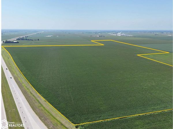 US Hwy 61, Mediapolis, IA 52637