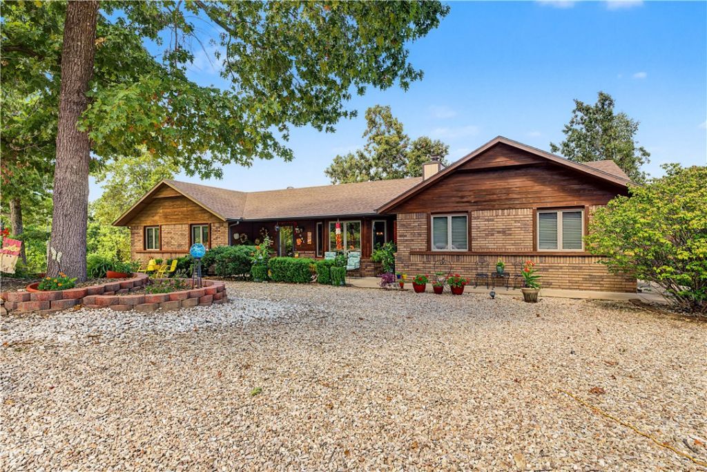 1 McKenzie Drive Bella Vista, AR 72715