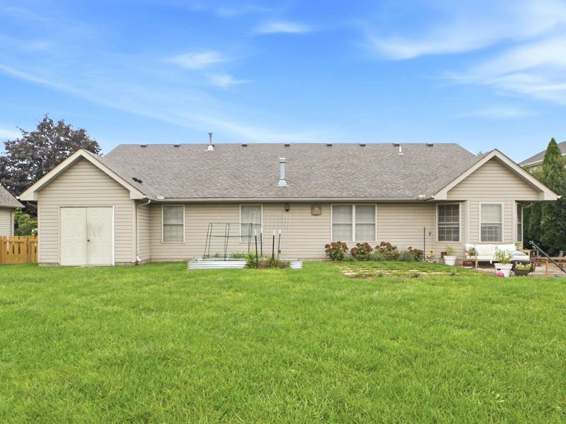 2504 Worthington Drive, Troy, OH 45373 Photo 32