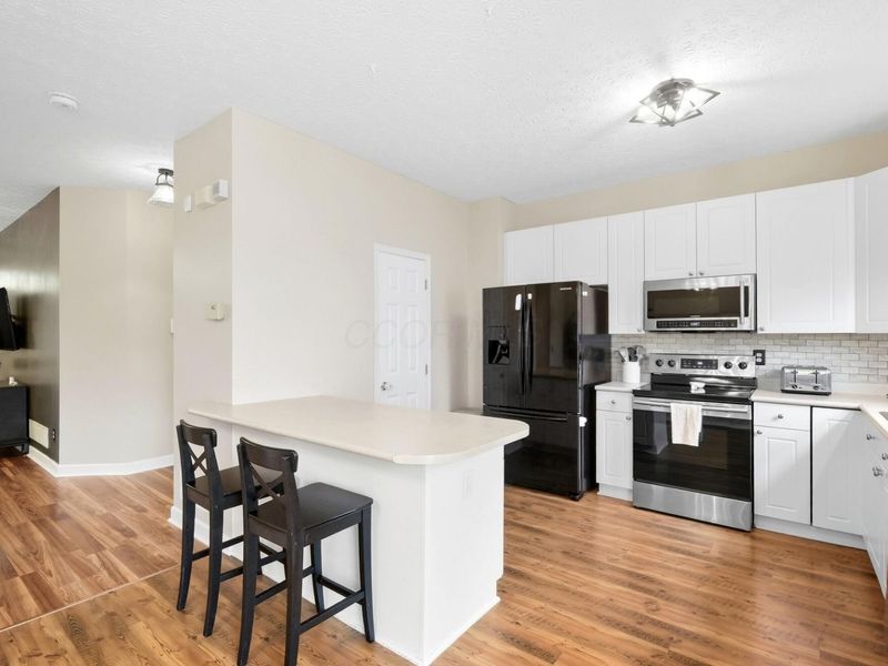 5877 Scioto Hill Lane , Hilliard, OH 43026 Photo 8