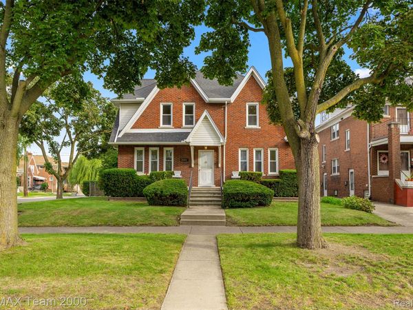 10460 S Morrow Circle , Dearborn, Mi 48126