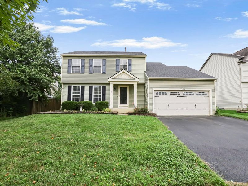 2100 Dunkeld Drive , Grove City, OH 43123 Photo 1