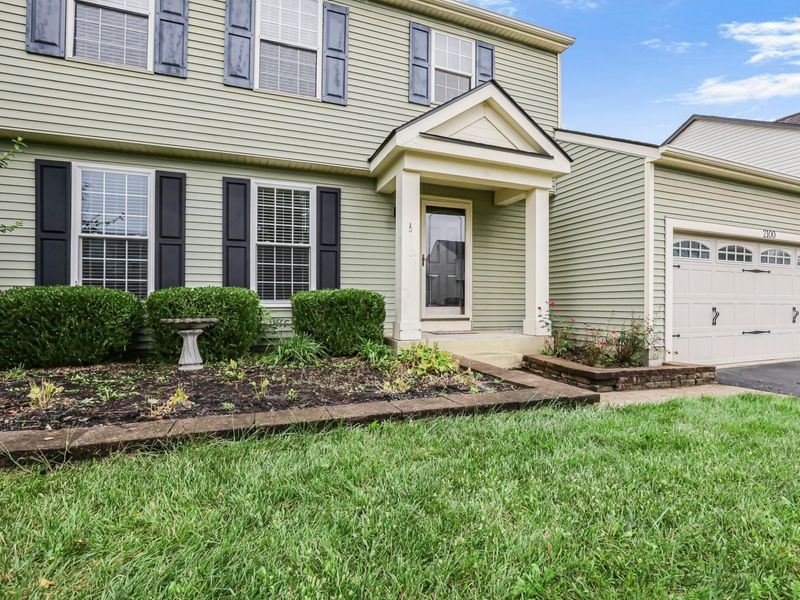 2100 Dunkeld Drive , Grove City, OH 43123 Photo 3