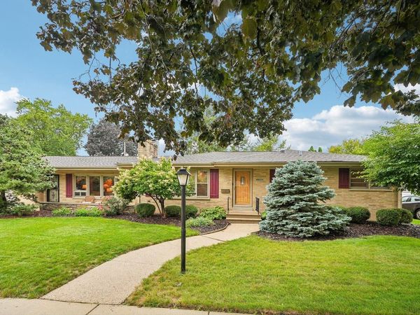 6520 50th AVENUE, Kenosha, WI 53142