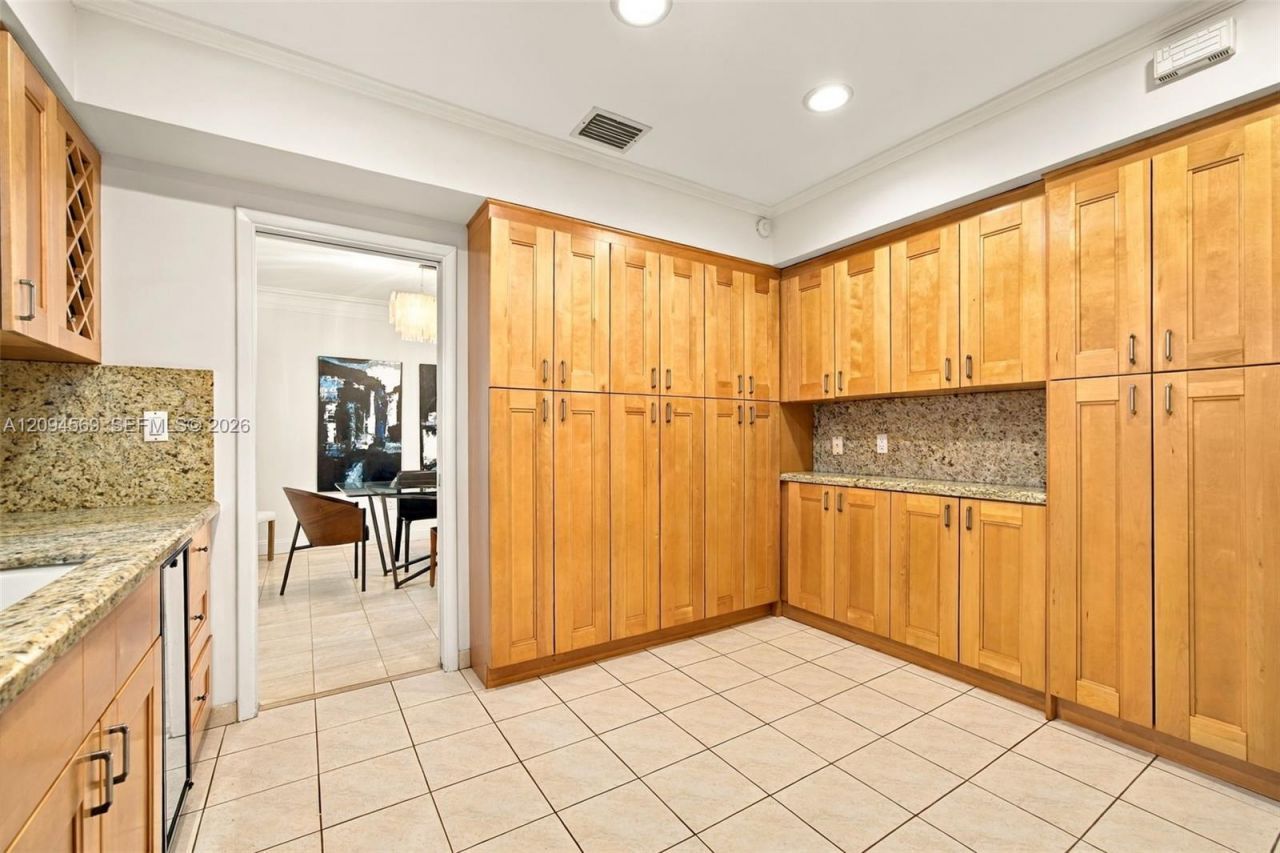 1325 Blue Rd , Coral Gables, FL 33146 Photo