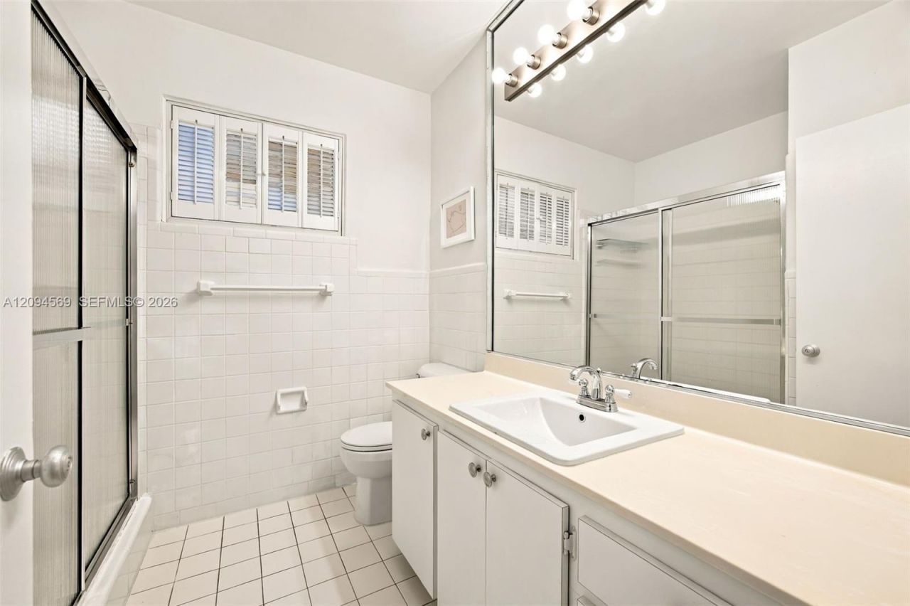 1325 Blue Rd , Coral Gables, FL 33146 Photo