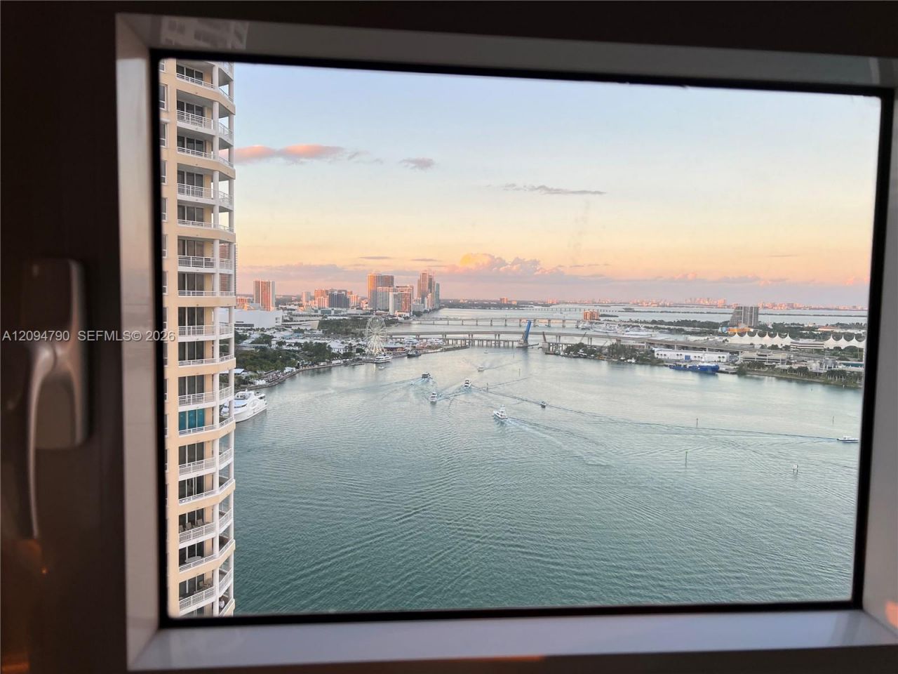 808 Brickell Key Dr, Unit 2903, Miami, FL 33131 Photo